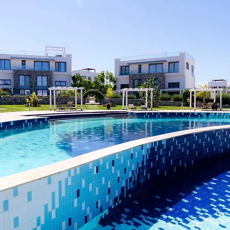 Aqua West & Pool - Terrace 1 By Azur Prime Apartment *